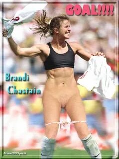Brandi Chastain Nude In Splash