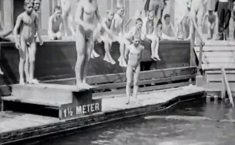 Schwimmunterricht ddr nackt 👉 👌 Ddr nackt gif ✔ Kindheit in der DDR - Annikas Br
