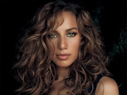 Leona Lewis Wallpapers - Lit it up