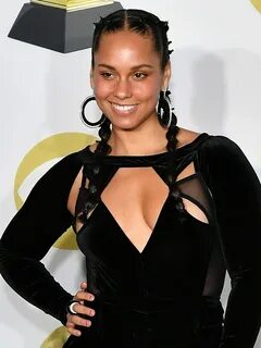 31 Alicia Keys Hot And Sexy Pictures - One of The Hottest Si