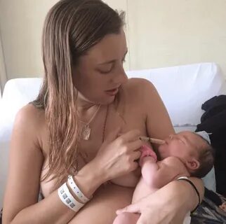 Mother Feeding Baby With Syringe Goes Viral (Photos) - Oppos
