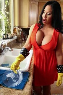 Sybil Stallone : Stepmoms Spring Cleaning BRAZZERS