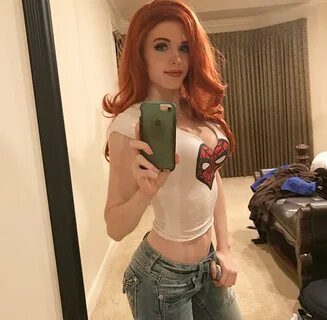 Amouranth on Twitter: "What content do want to see me do aga