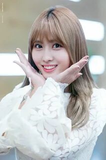 TWICE MOMO 트와이스 모모 Kisah cinta, Wattpad, Romantis