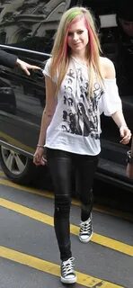 Pin by Зубенко Юлия on Avril Lavigne Hipster outfits, Fashio