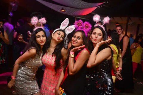 WHEN THE SUN GOES DOWN THE NIGHTLIFE IN GOA COMES TO LIFE - 