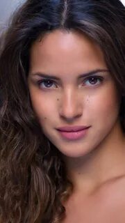 2160x3840 True Detective Actress Adria Arjona Sony Xperia X,