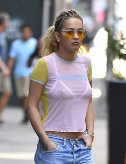 Rita Ora lets her T-shirt do the talking as she steps out in