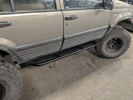 Pair of Weld in Rock Sliders-Jeep Grand Cherokee ZJ (93-98) 