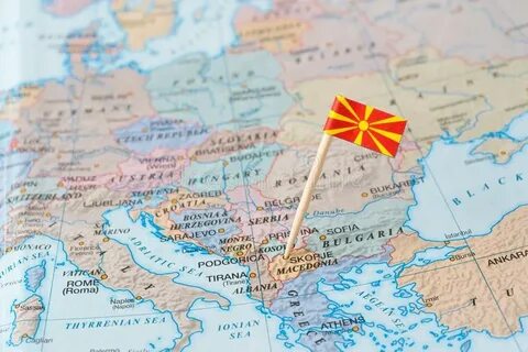 Карта македонии и штырь флага Стоковое Фото - изображение на