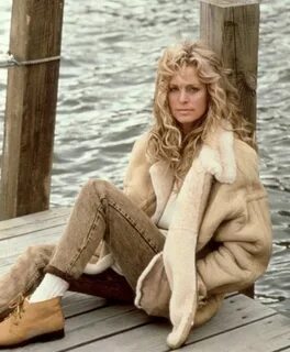 #FarrahFawcett A cloud of beige - which is kinda how I think