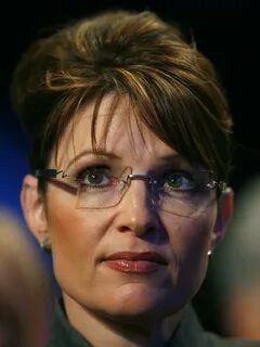 Sarah Palin Threatens to Sue 'Rogue' Book Author and Publish