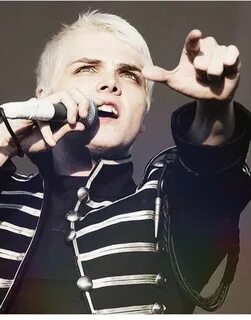 Pin by Haley on mcr My chemical romance, Gerard way, Black p