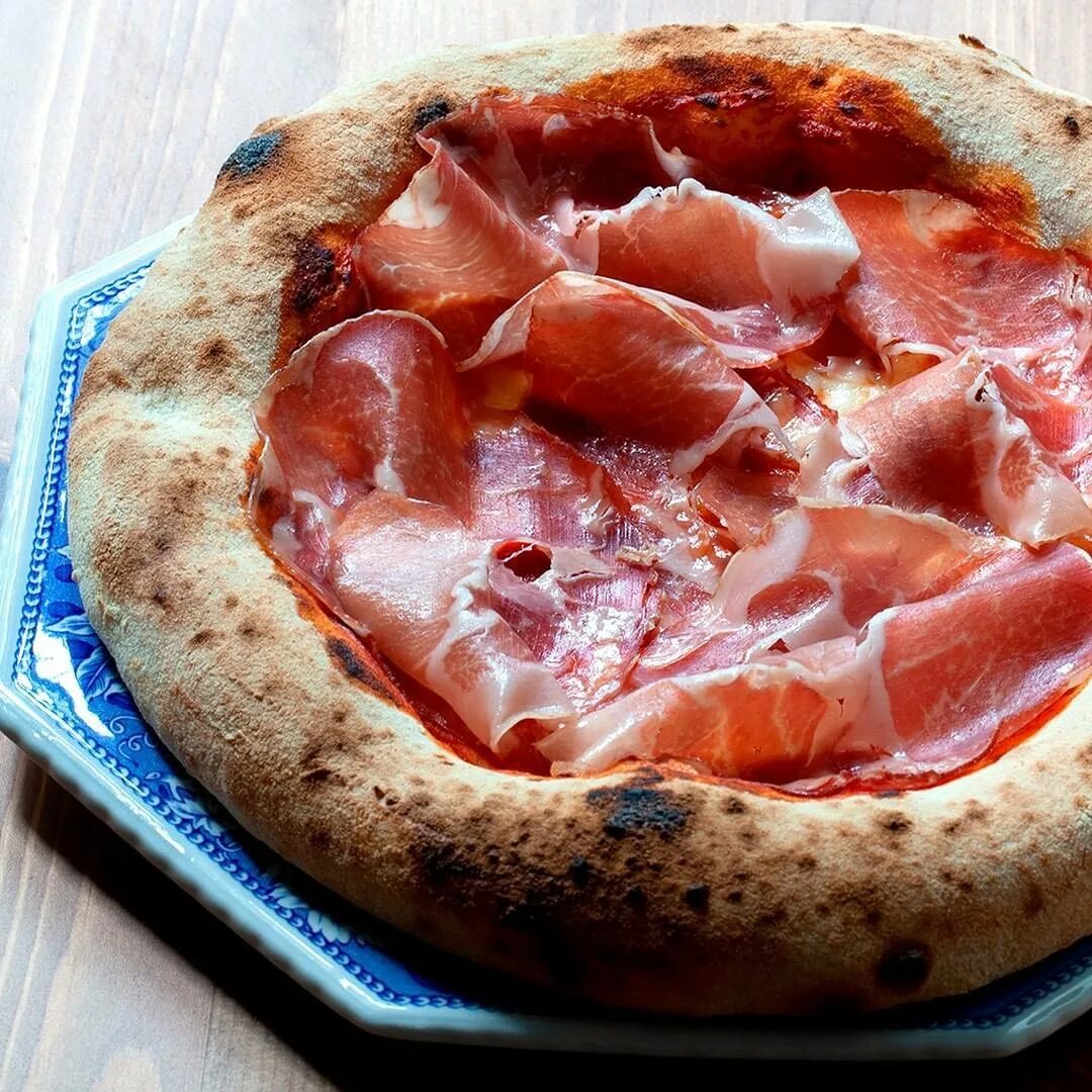 чем отличается неаполитанская пицца от итальянской фото 100