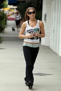 ashley-greene-gym-candids-in-west-hollywood-11 GotCeleb