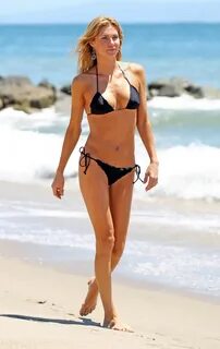 Brandi Glanville - Bikini Candids At The Beach in LA. 