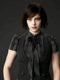 Alice Cullen I love Alice! Alice cullen, Short hair styles, 