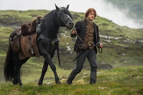 Outlander "Lallybroch" (1x12) promotional picture - Claire &