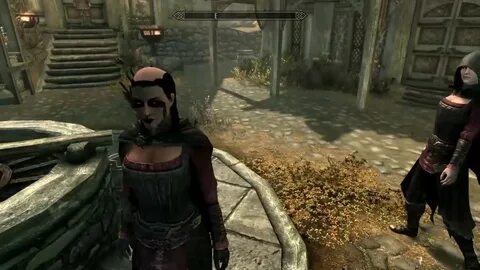 Skyrim SE Glitch - Thieves Guild Hood induced baldness - You