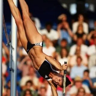 yelena isinbayeva. world record holder. my idol. Track and f