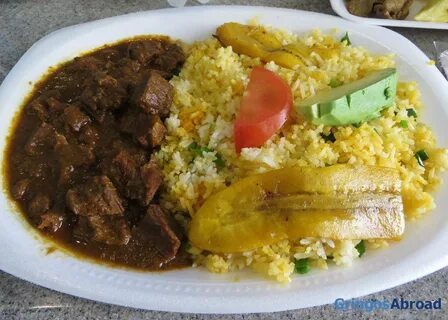 What do People in Ecuador Eat? My Favorite 16 Foods Ecuadori