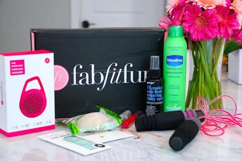 The FabFitFun Summer 2015 Box - Whitney E. RD