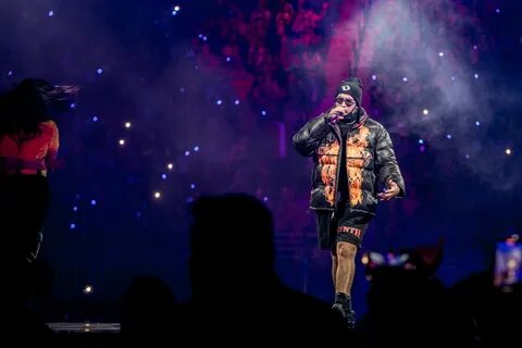 Bad Bunny leads by example at Chase Center tour stop PHOTOS