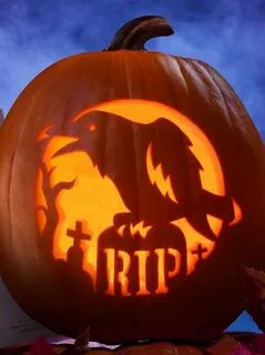 #CrowRIPPumpkinCarvingDesign Scary pumpkin carving, Hallowee