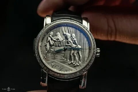 Sale ulysse nardin classic voyeur is stock