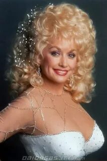 65+ Hot Pictures Of Dolly Parton Which Will Make You Go... -