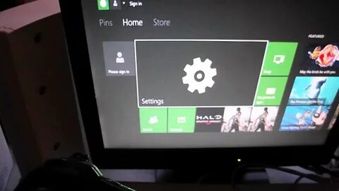 How to connect an Xbox One/PS4 to a VGA Monitor - YouTube