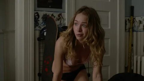 Nude video celebs " Britt Robertson sexy - Under the Dome s0