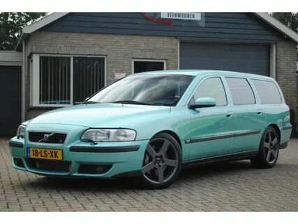 V70R Flash Green / Atacama / M66 SwedeSpeed - Volvo Performa