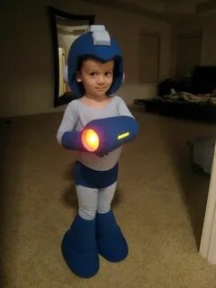 DIY Mega Man Costume DIY Halloween DIY Costumes Boys hallowe