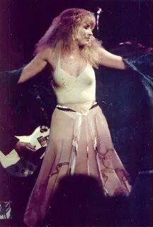 sunset sam 🕊 в Твиттере: "stevie nicks, 1981.