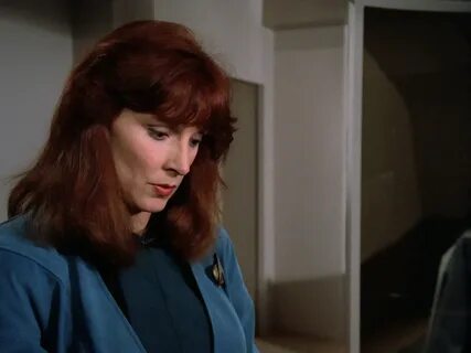 1x01/2 - Encounter at Farpoint - TrekCore 'Star Trek: TNG' H