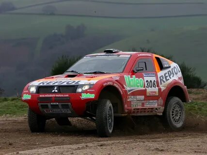 2007 Mitsubishi Pajero Montero Evolution MPR13 Dakar race ra