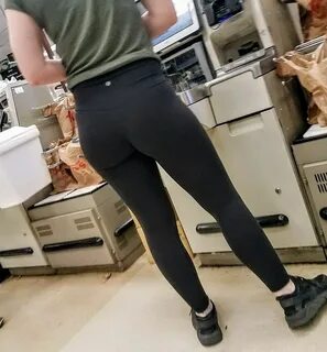 Teen Creepshot : 4 shorts ass creepshot 2 Buttzz... Pinteres