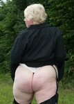Big ass granny amateur pics - OlderWomenNaked.com