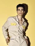 Pin by Ale on NO SWEETER INNOCENCE. wrc Cameron boyce, Camer