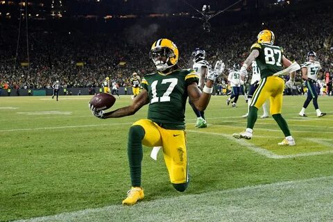 Davante Adams Fires Back At Seahawks Fans On Instagram While