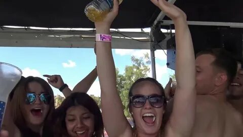 LAKE HAVASU 4TH OF JULY WEEKEND 2016 PARTY IN THE CHANNEL - 