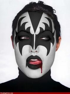 Angelina Jolie .....Kiss Kiss band makeup, Kiss face paint, 