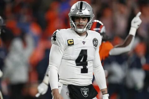 Raiders QB Derek Carr misses his brother's record of loss - 