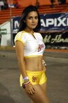 Las chicas más bellas de la Jornada 9 de la Liga MX " Fotos 
