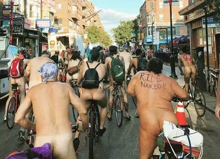 Парад голых велосипедистов прошел в Филадельфии. Новости - М