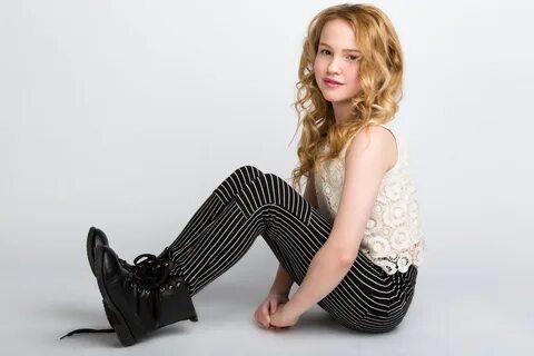 Exclusive Interview: Talitha Bateman - The 5th Wave’s Teacup