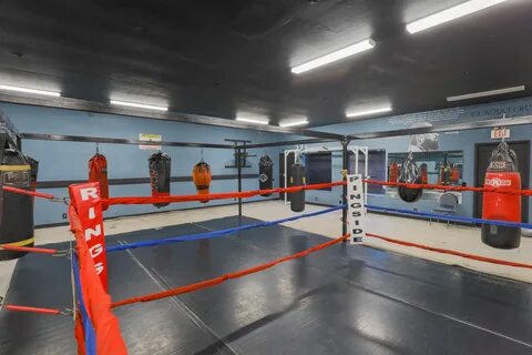 Understand and buy gym boxing ring cheap online