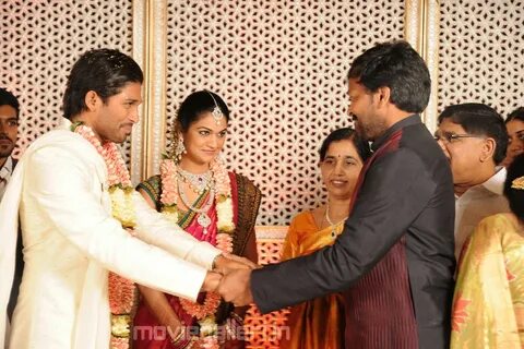 Chiranjeevi @ Allu Arjun Engagement Photos, Sneha Reddy Enga