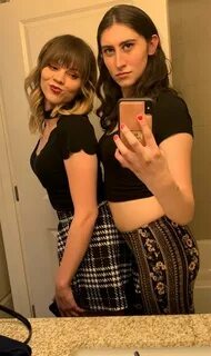 Chaturbate Trans Cams: Kate Zoha and Eden Rose - Caramel's T